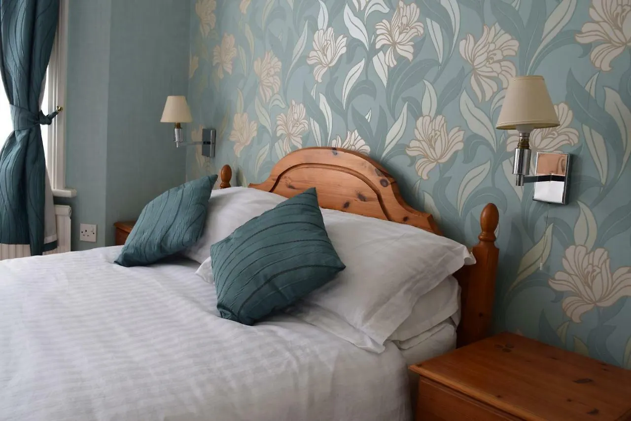 Sandbar Beach House - Family And Couples Only Bournemouth 4*,  Velká Británie