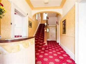 Guest house Sandbar Beach House - Family And Couples Only Bournemouth