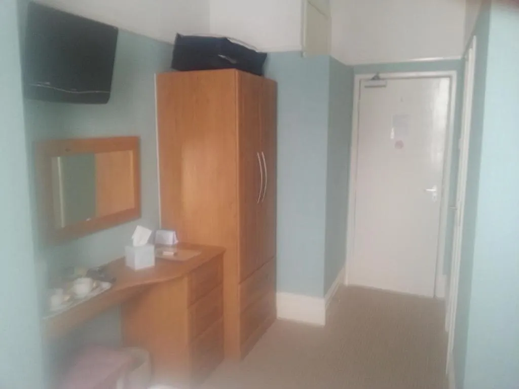 **** Guest house Sandbar Beach House - Family And Couples Only Bournemouth United Kingdom
