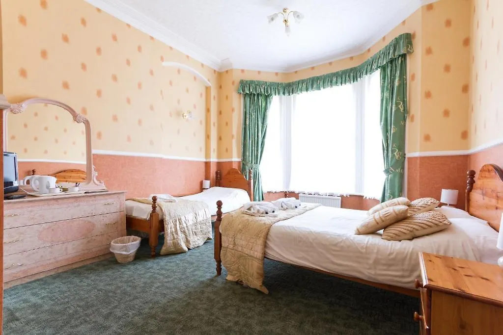 Sandbar Beach House - Family And Couples Only Bournemouth