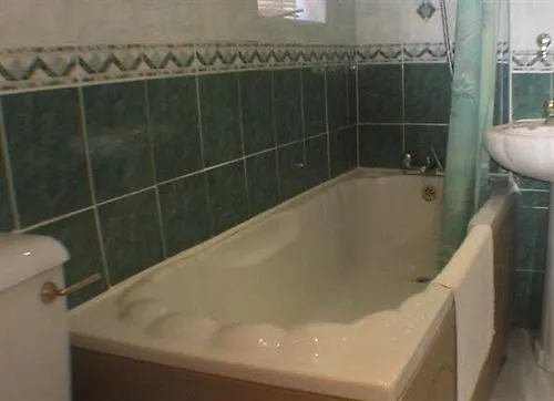 Sandbar Beach House - Family And Couples Only Bournemouth